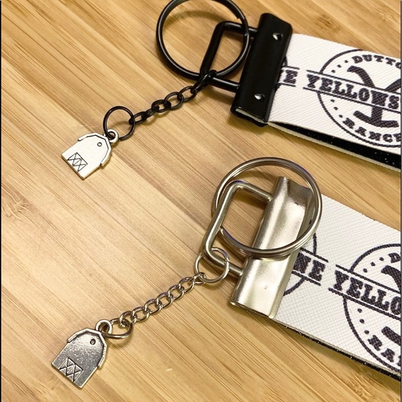 Yellowstone Dutton Ranch keychain wristlet - Picture 2 of 3